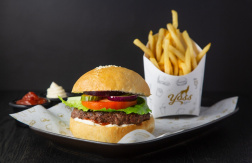 Paga $30: Burgers y Nachos