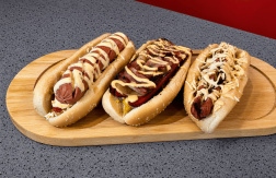 Paga $10: Hot Dogs o Maicitos
