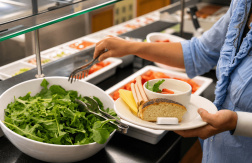 Paga $16.48: Almuerzo Buffet