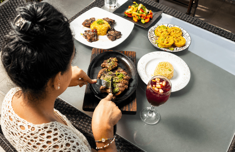 Desde $12: Menú de Desayuno y Almuerzo
