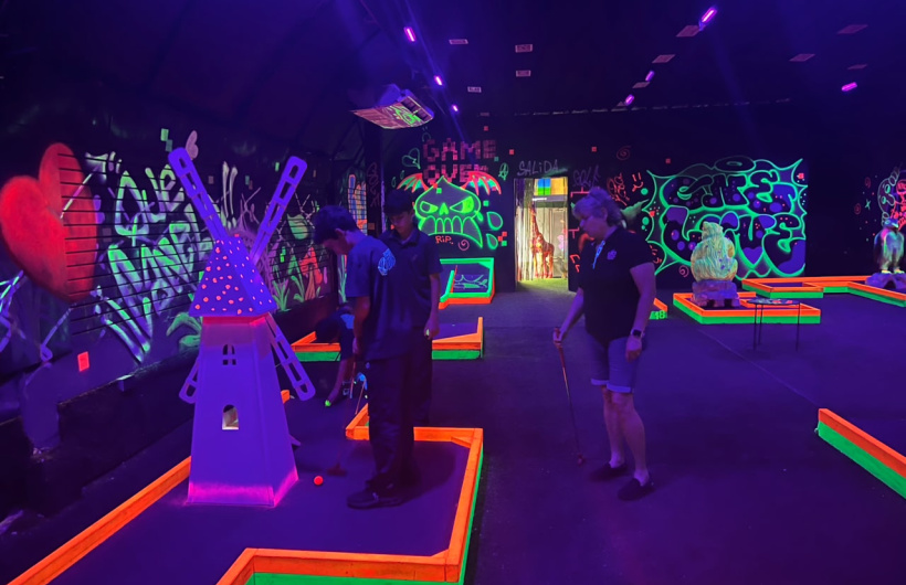Paga $10: 2x1 en Mini Golf