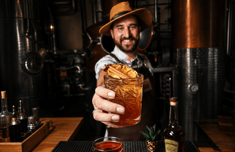 Paga $100: Noche de Cocktails