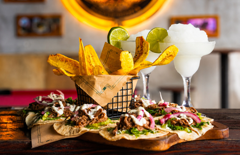 Paga $18.50: Bandeja de Tacos