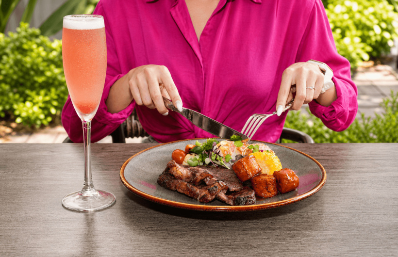 Paga $39: Brunch Dominical